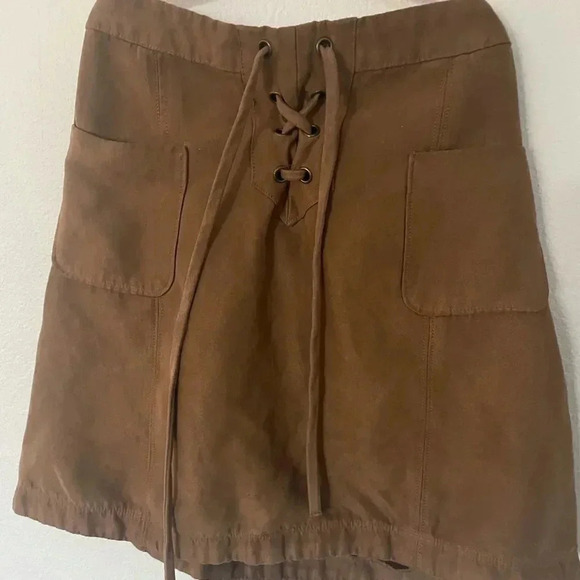 Hollister brown suede skirt size 0 - Picture 3 of 6